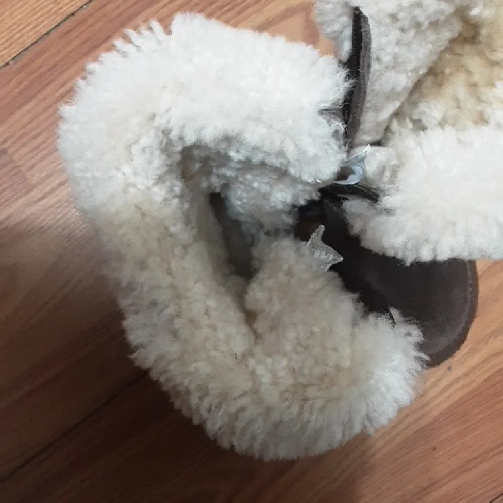 UGG Brown Kids 9‎ Genuine Sheepskin Boots with Cream Fur